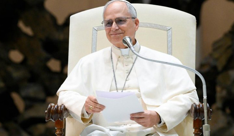Pope Leo calls for release of journalists
