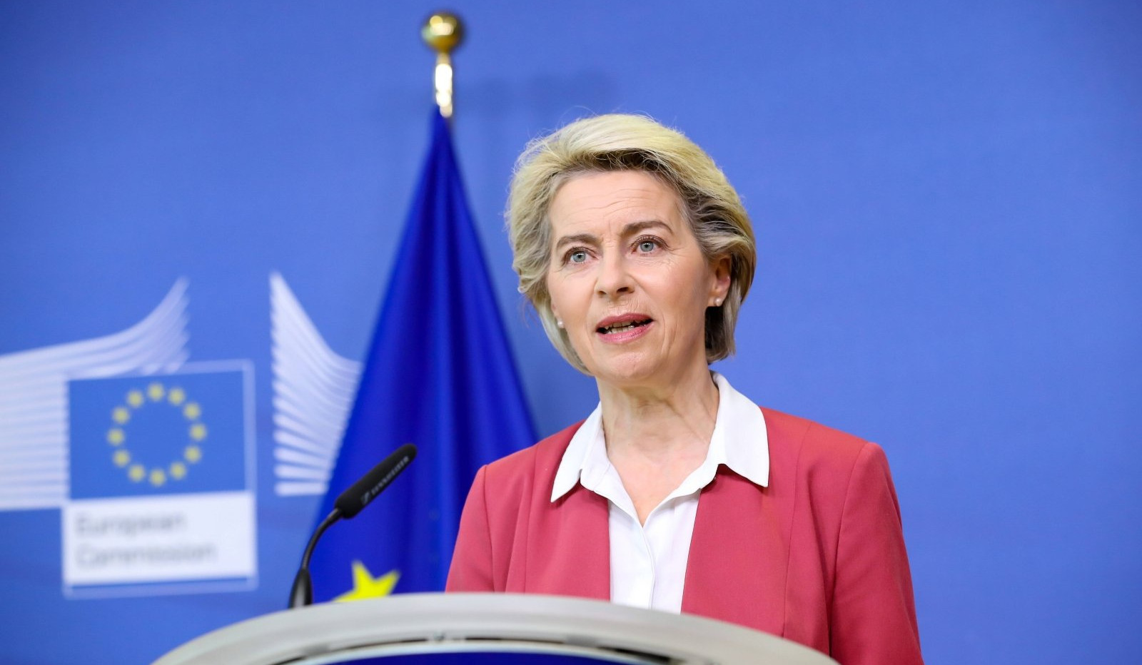 EU's von der Leyen survives parliament confidence vote