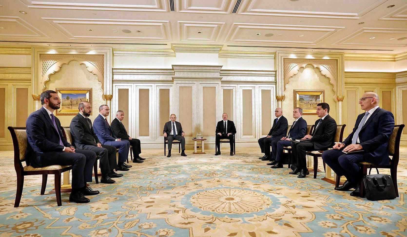 Armenia’s Foreign Ministry provides details on Pashinyan-Aliyev meeting