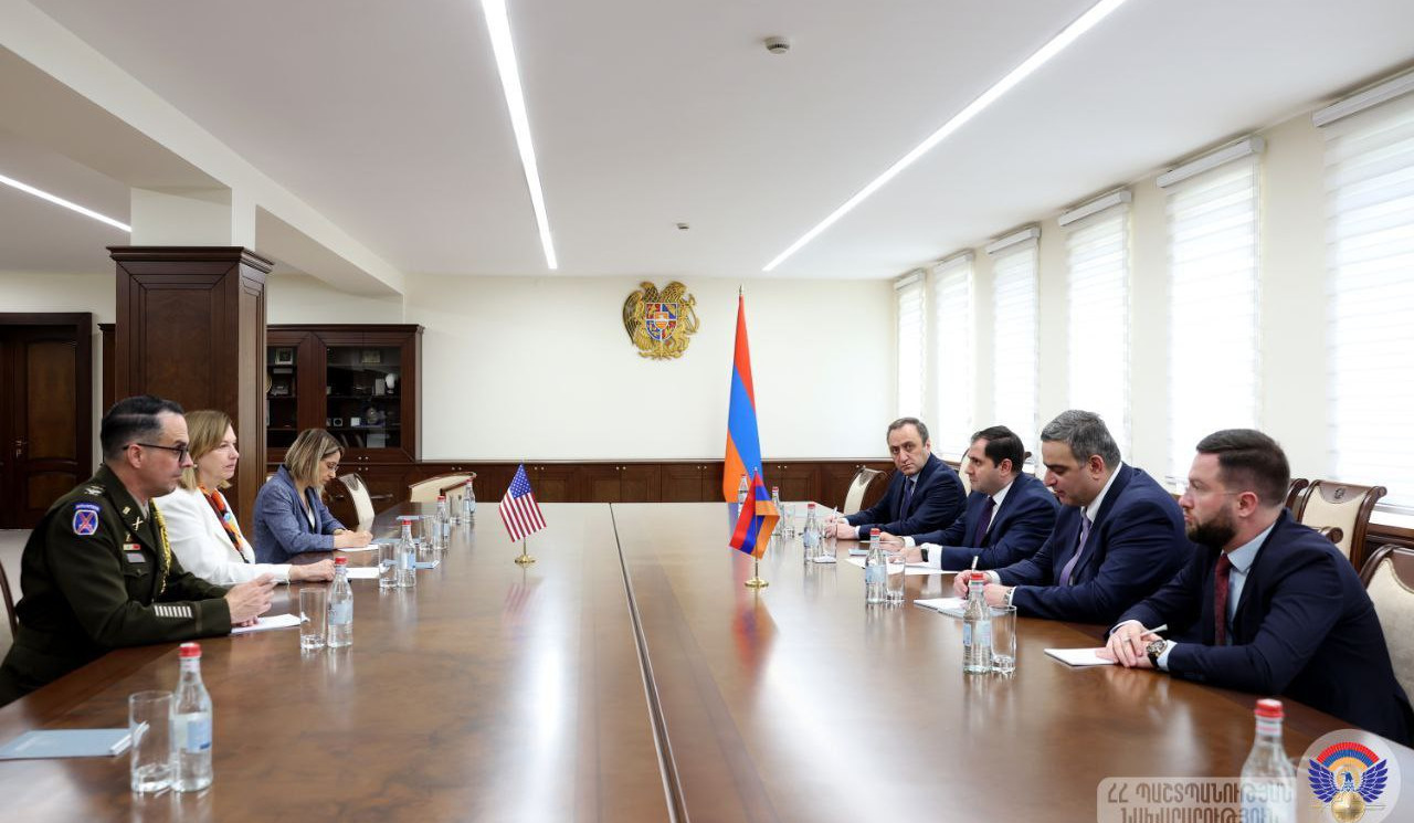 Suren Papikyan discussed issues related to cooperation between Armenia and US with Ambassador Kvien and newly appointed Defense Attaché