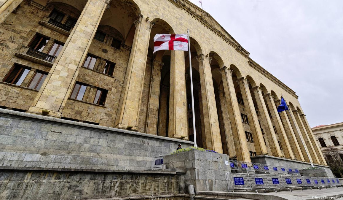 Georgia’s Parliament backs bill banning specific individuals from political activity