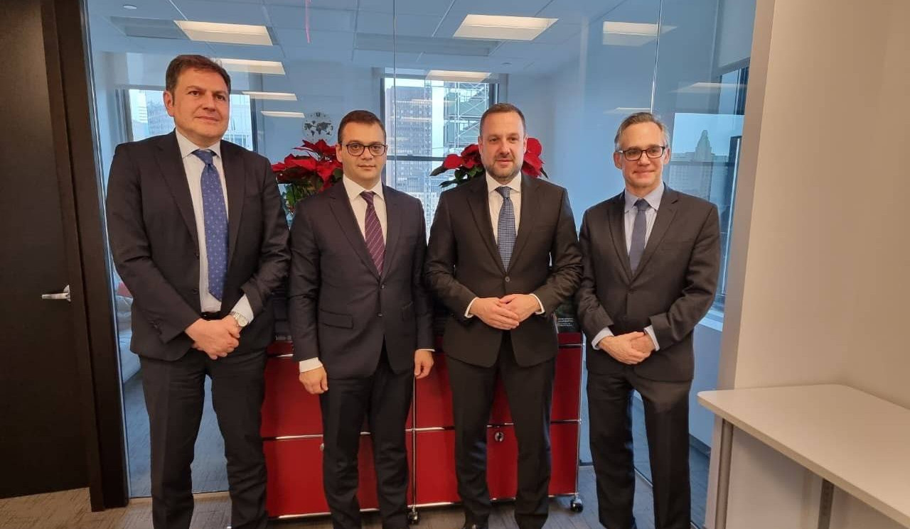 Meeting of Deputy Foreign Minister of Armenia Robert Abisoghomonyan with the representatives of think tanks