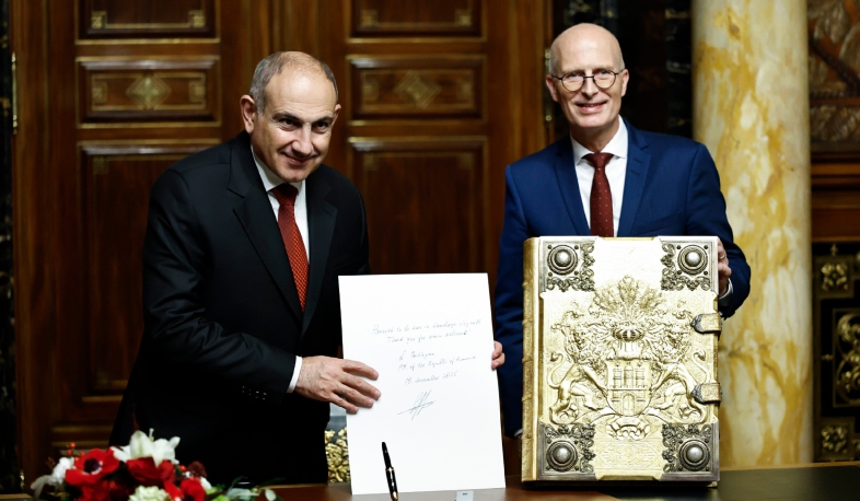 Prime Minister of Armenia meets with Mayor of Hamburg