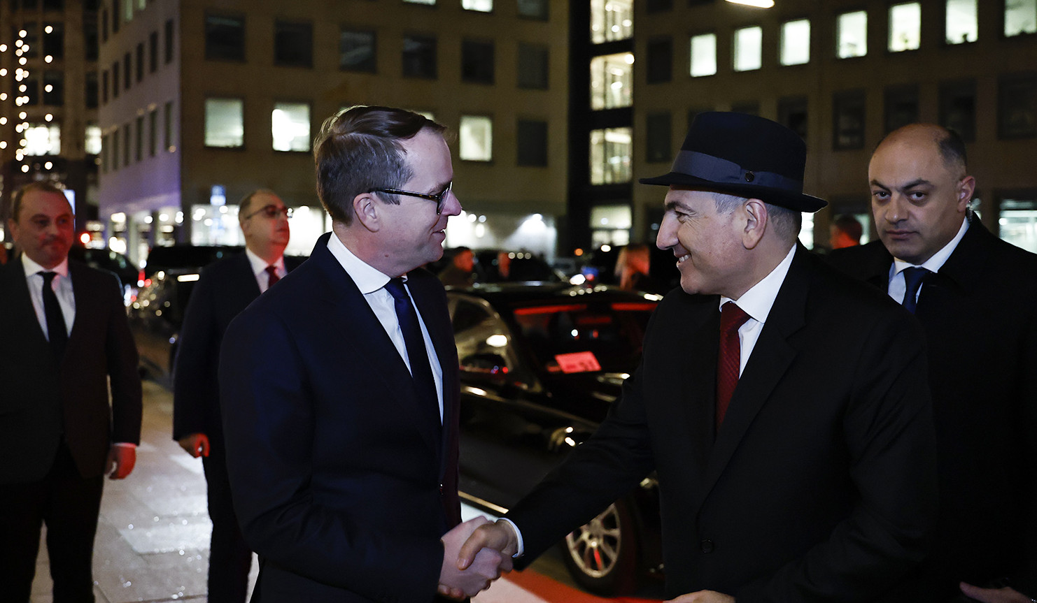 Prime Minister of Armenia meets with local businessmen at Hamburg Chamber of Commerce