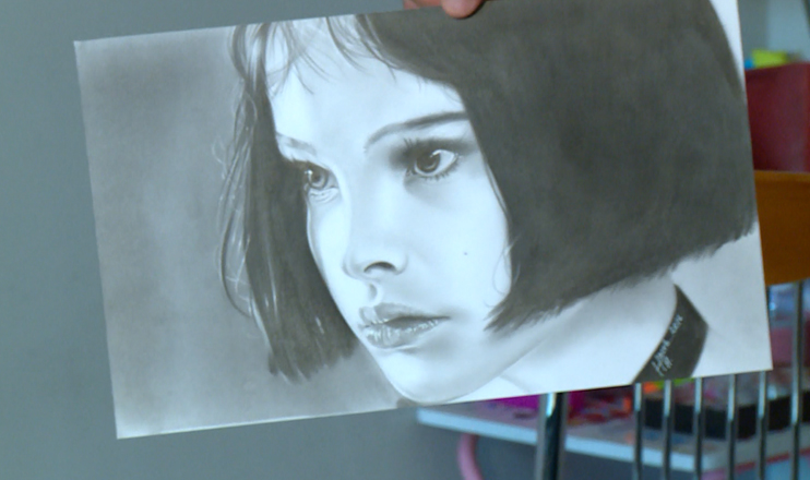Sketches resembling photos: Hyperrealism