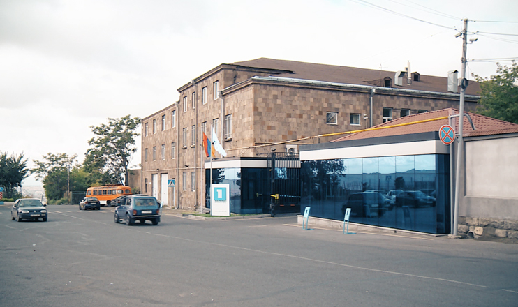 On Yerevan Streets: G. Hovsepyan