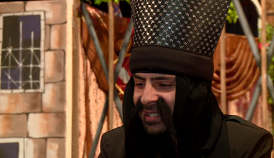 Behind the Curtains: Aladin
