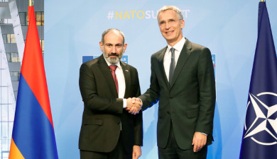 Agenda 09:00