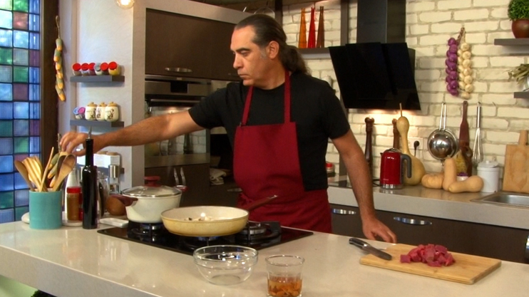 Let's Cook Together: Veal with Curry Sauce Let's Cook Together: Veal with Curry Sauce