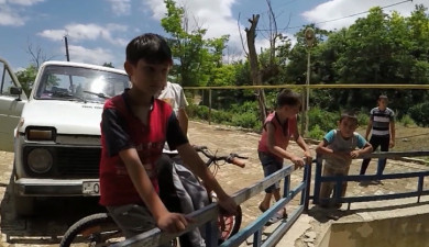 On the Roads of Armenia: Mughni