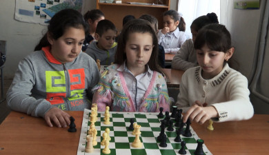 All Around Armenia: Yerazgavors