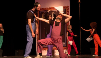 Curtains: The Comedy of Pyramus and Thisbe