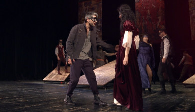 Curtains: Romeo and Juliet