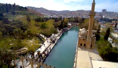 Side by Side: Armenians and Assyrians: Historical Overview