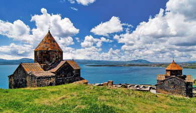 On the Roads of Armenia: Sevanavank, Mughni