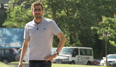 The Volunteers: Razmik Ogumushyan