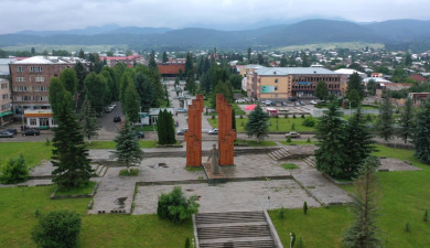 On the Roads of Armenia: Stepanavan: Stepan Shahumyan