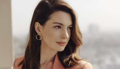 Anne Hathaway turns 37