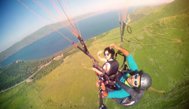 Sport Time: Paragliding