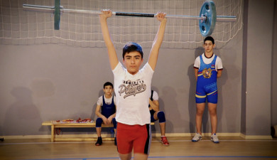 Sport Time: Weightlifting