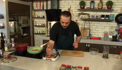 Let's Cook Together: Pork Cutlets Stuffed with Spinach