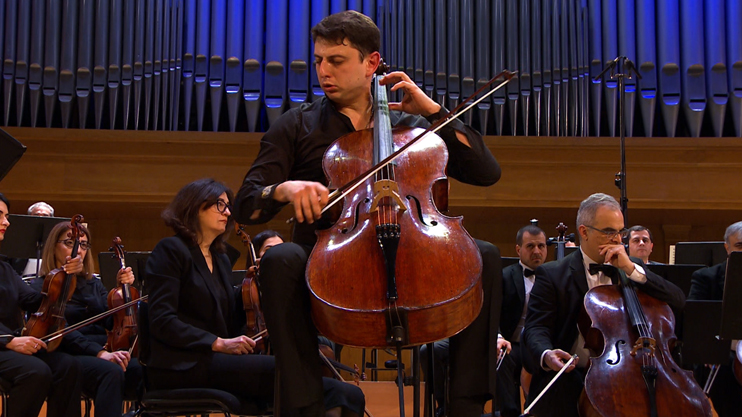 Beethoven: Narek Hakhnazaryan