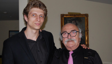 Ours: Armen Hakobjanyan