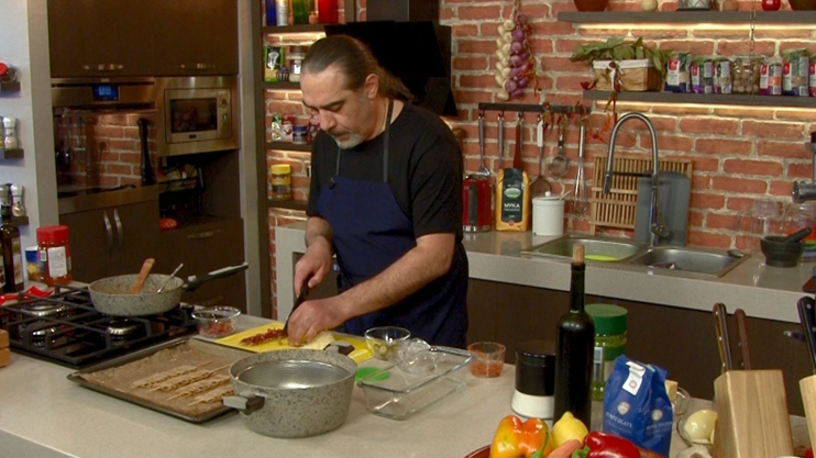 Let's Cook Together: Pizza on Bamboo Skewers
