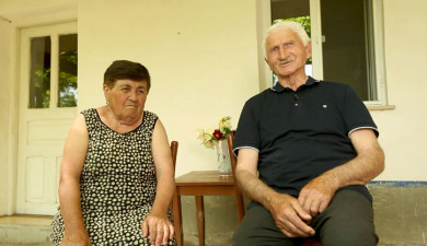 Bell and Cotton: Fahrad and Seda