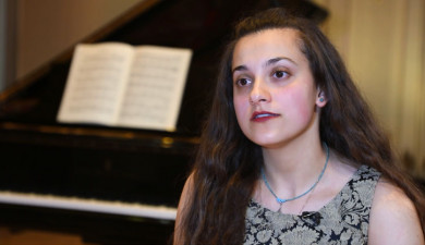 Ours. Varta-Esther Gasparyan