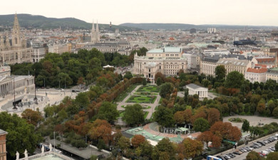 On Foreign, Desolate Roads. Vienna 2