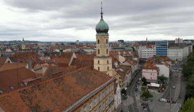 On foreign, desolate roads. Vienna 5