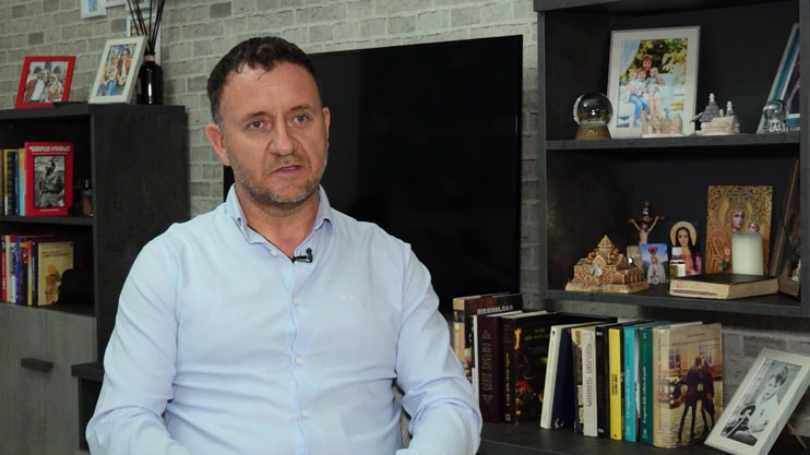 Ours: Gevorg Tovmasyan