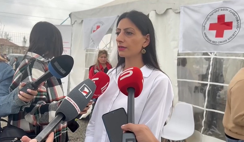 Armenia's Ombudswoman is in Kornidzor civil reception center: she talked to the displaced