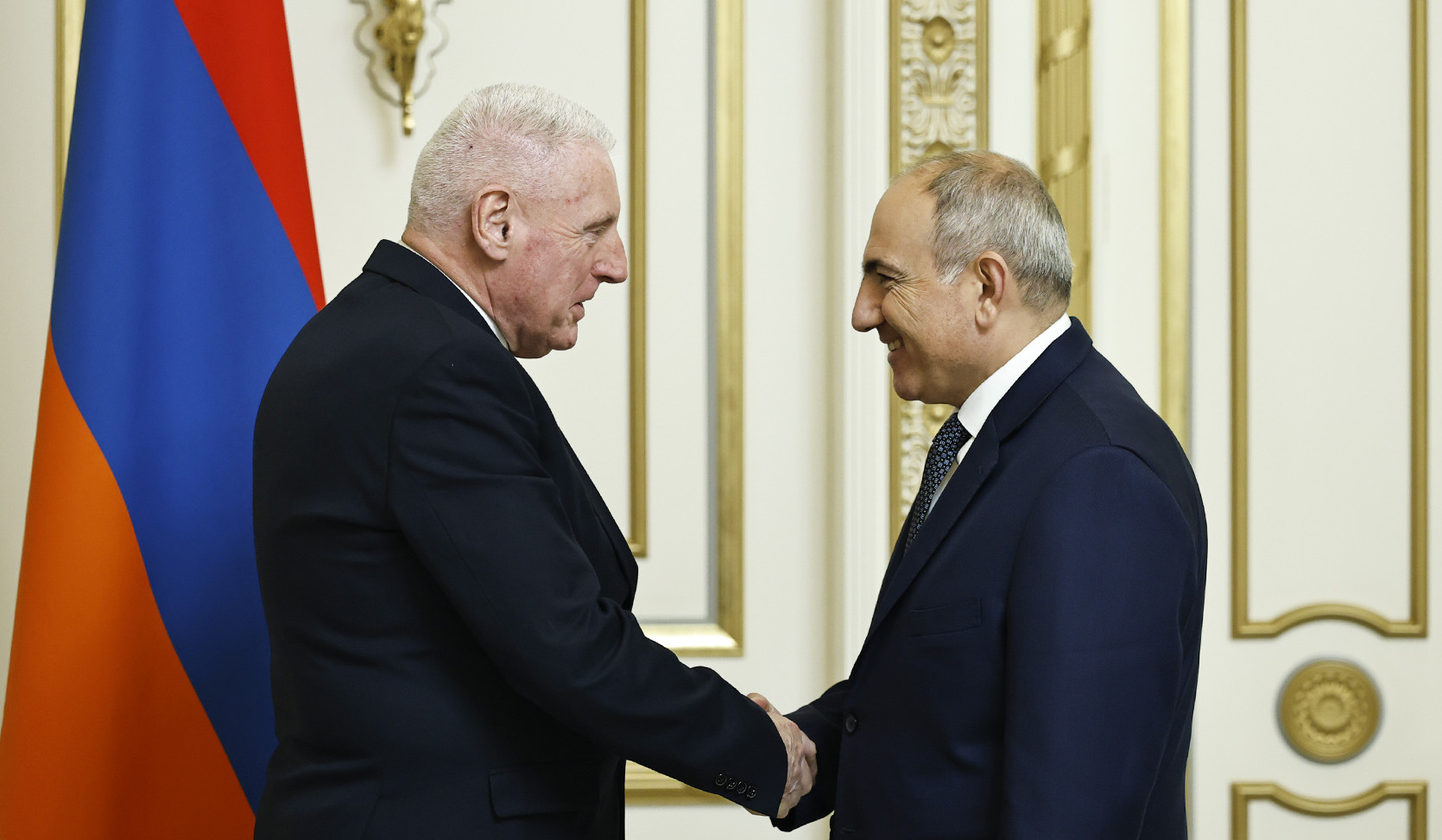 Vernon Coaker meeting discussed Armenia-UK strategic partnership and regional peace issues