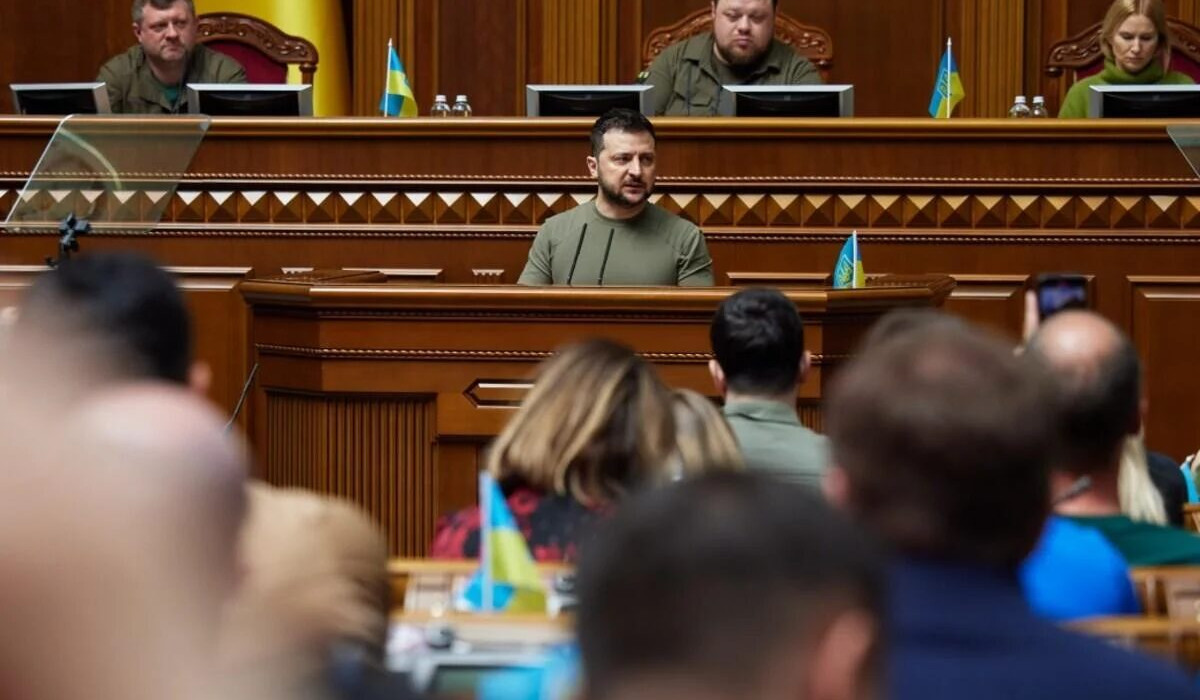 Zelenskiy says he discussed with Ukrainian parliament ways of holding election