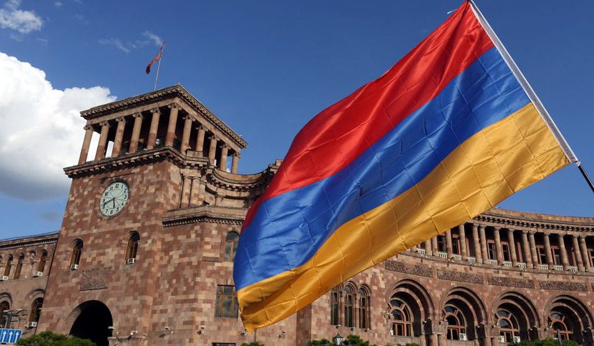 47 percent of respondents believe Armenia is generally moving in the right direction: IHR