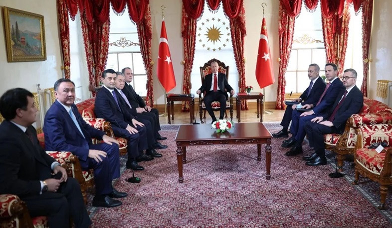Turkish president receives foreign ministers of Turkic states in Istanbul
