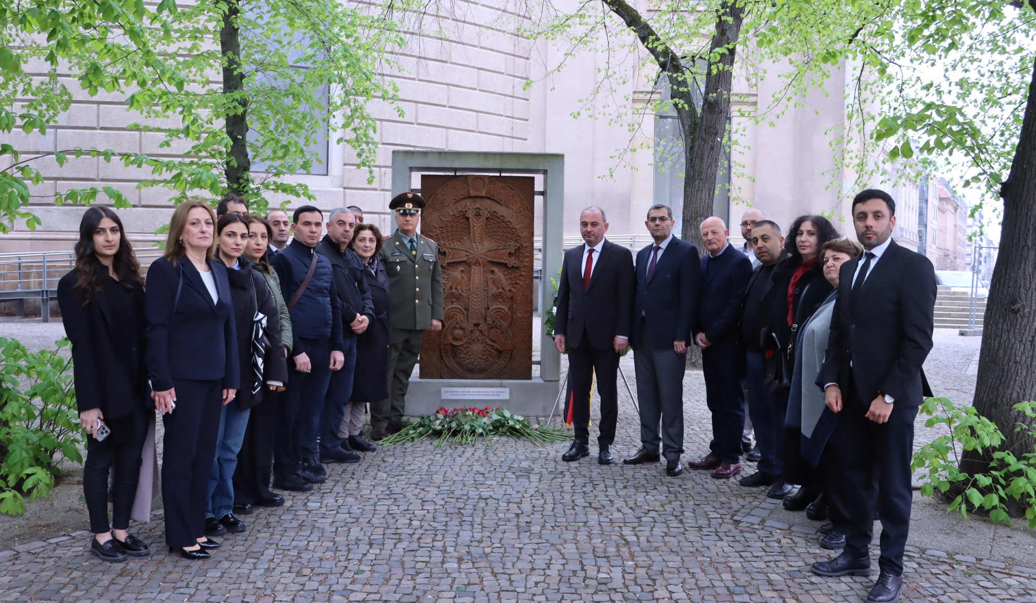 Armenia's Ambassador and Vice President of Bundestag paid tribute to memory of victims of Armenian Genocide