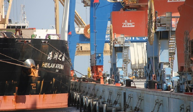 Pakistan opened transit routes to Iran to clear cargo backlog at ports