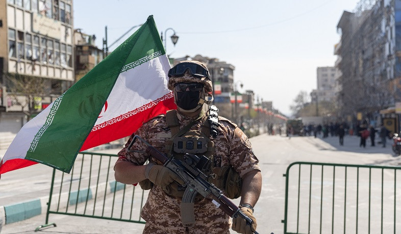 Islamic Revolutionary Guard Corps threatens to destroy all American bases in southern Persian Gulf