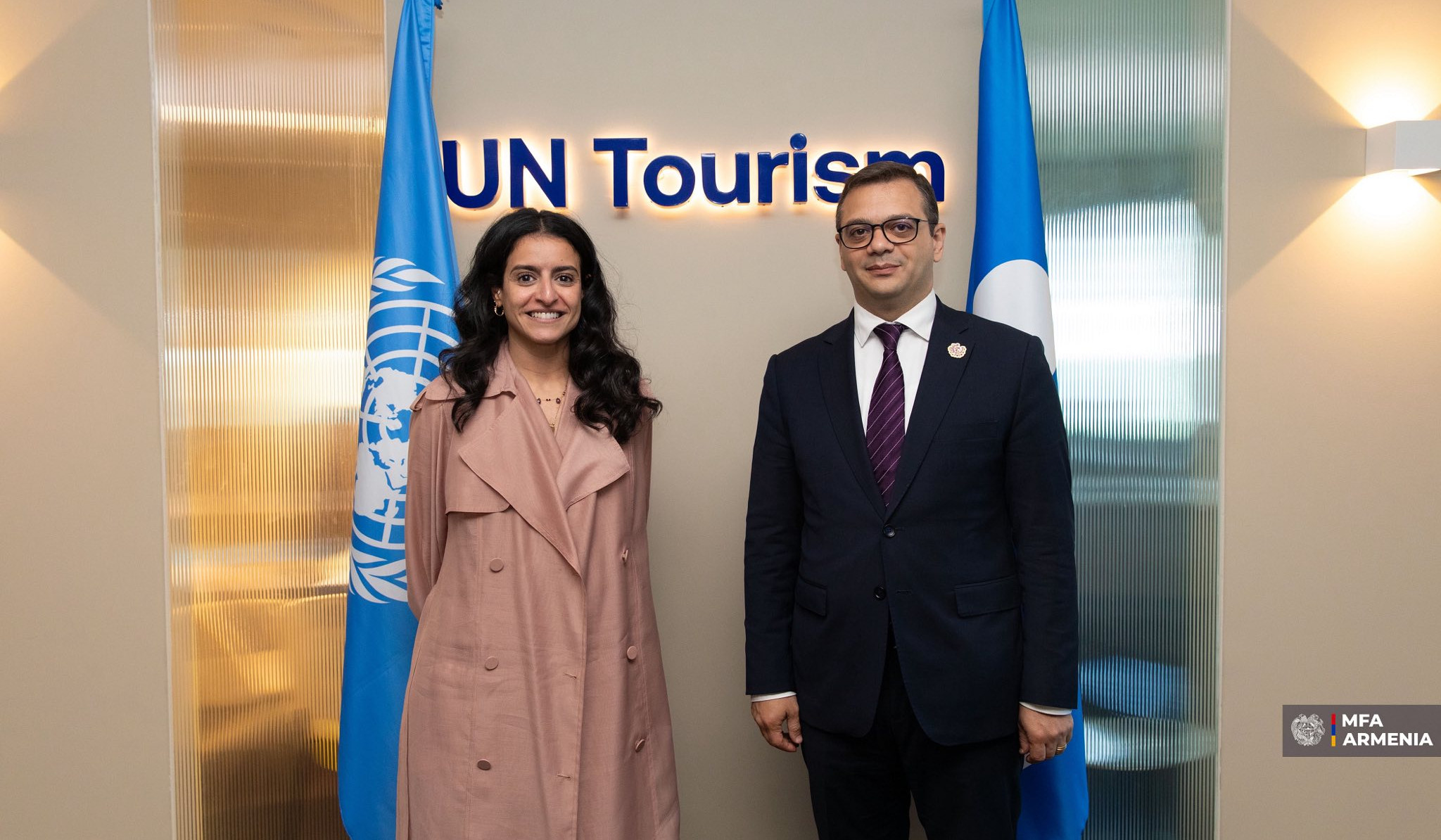 Robert Abisoghomonyan and Shaikha Nasser Al Nowais discuss joint initiatives in tourism sector