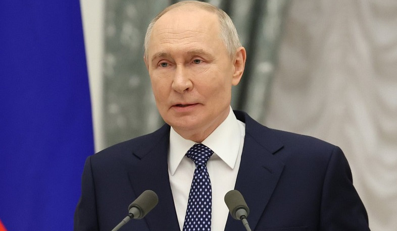 Putin calls for separating Russian language from philology in universities