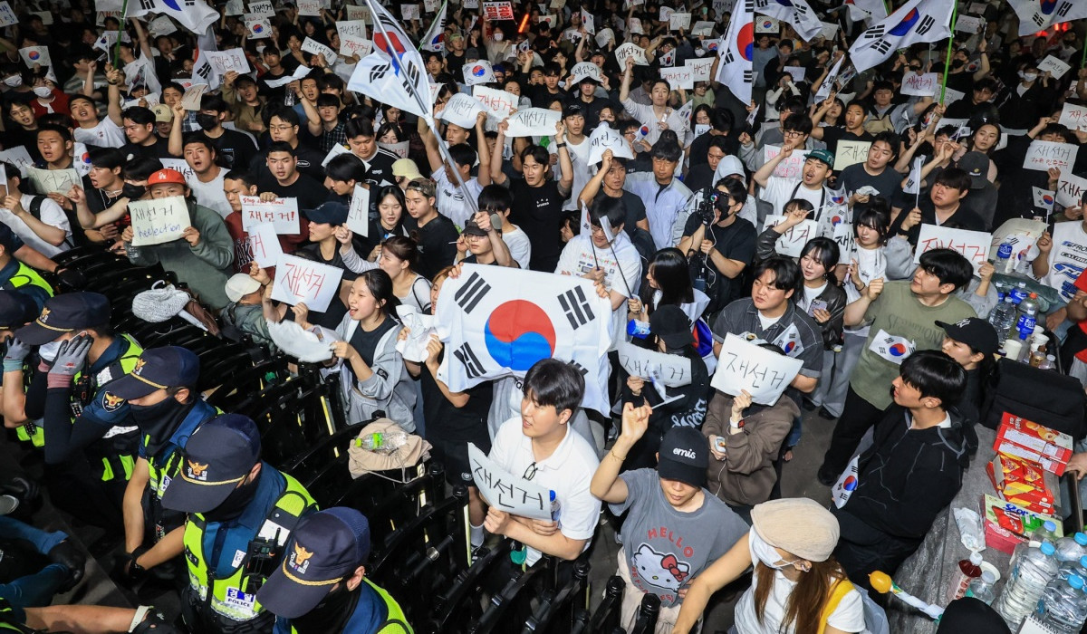Demonstrations in Seoul ahead of elections