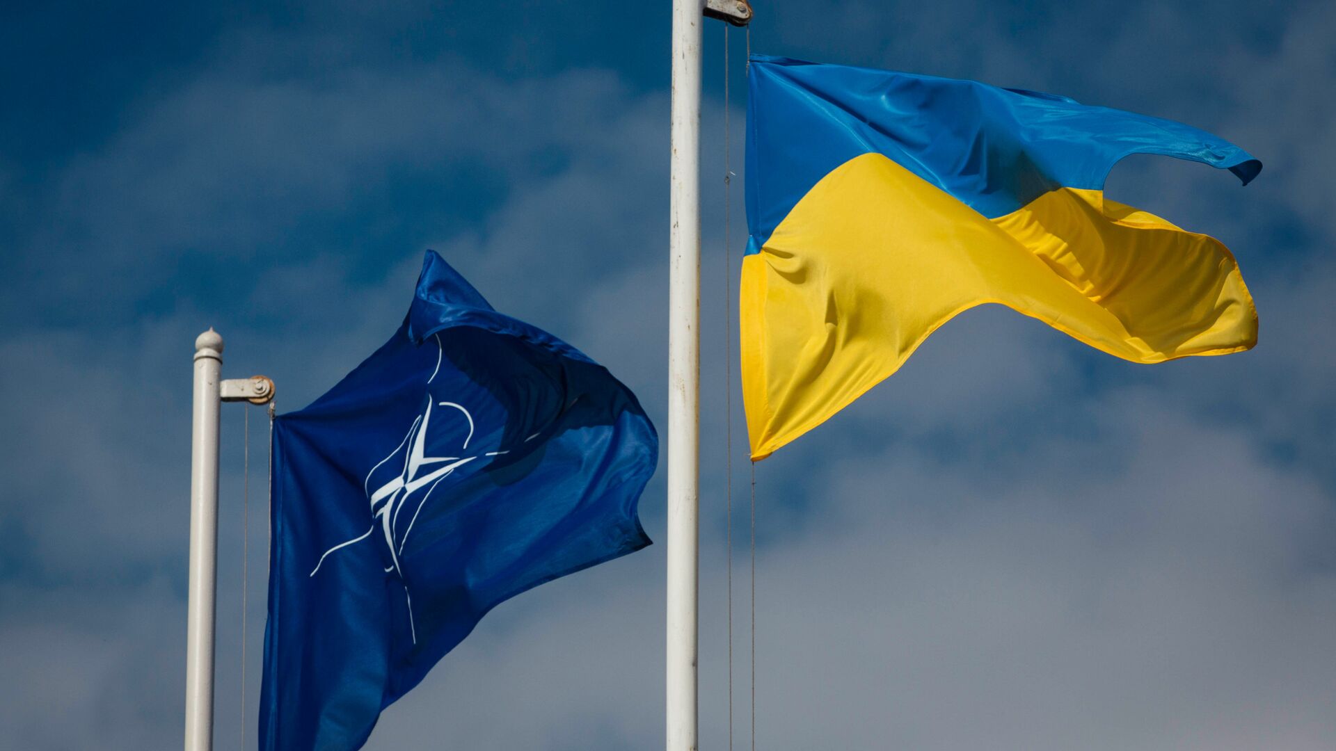NATO may provide Ukraine with new military aid package worth 70 billion euros: Politico