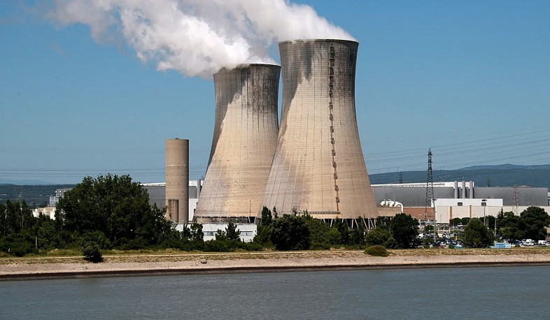 France shuts down nuclear reactors due to rising temperatures