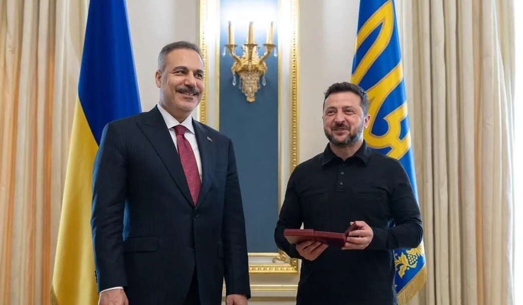 Zelensky awards Turkish Foreign Minister with 2nd degree Order of Merit
