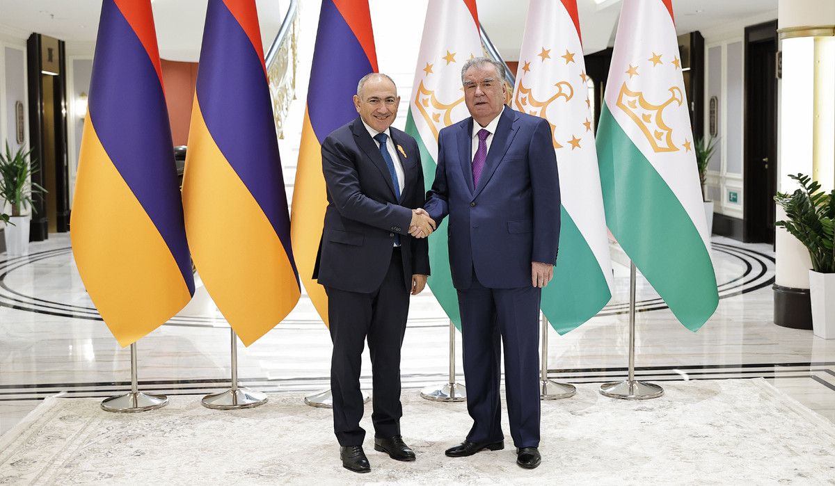 Prime Minister of Armenia stressed need to develop trade and economic cooperation during his meeting with President of Tajikistan