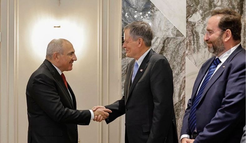 Armenian Prime Minister meets with US Senator Steve Daines