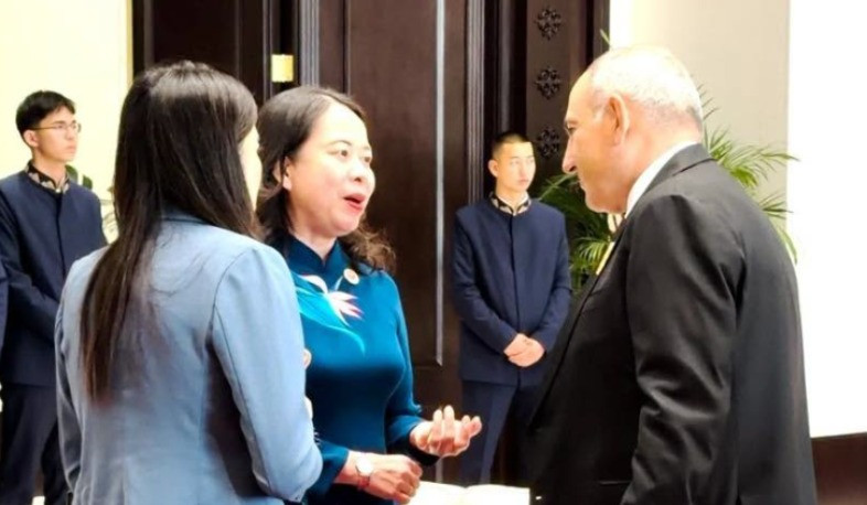 Armenia’s Prime Minister meets with Vietnamese Vice President